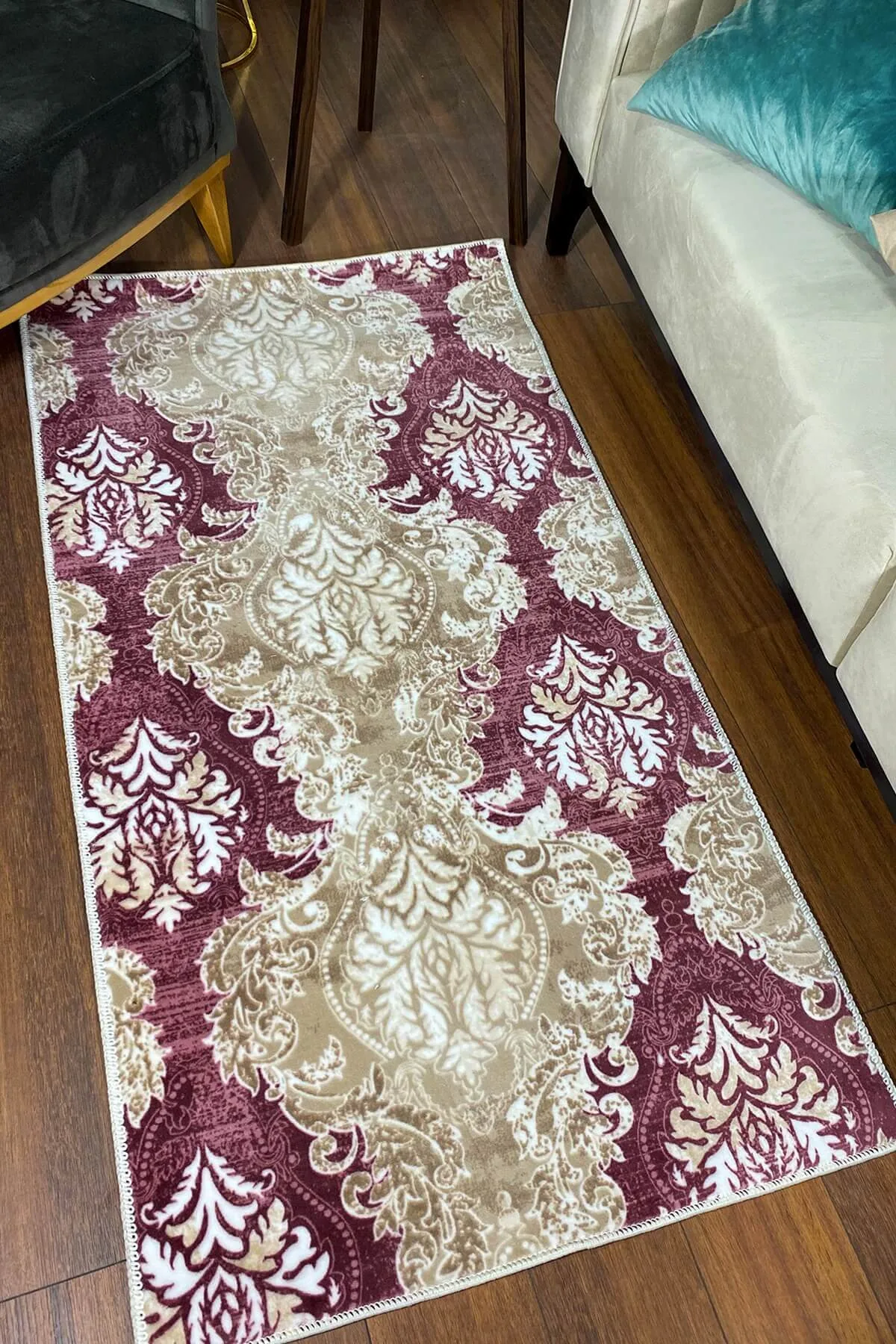 Bordo Renkli Kaymaz Taban Yıkanabilir Halı